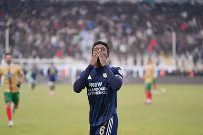 Erzurumspor FK, Amedspor karşısında 2 golle kazandı!