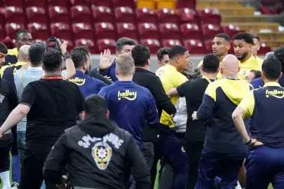 Mert Hakan Yandaş ve Jayden Oosterwolde’ye hapis cezası! Derbi davasında karar çıktı