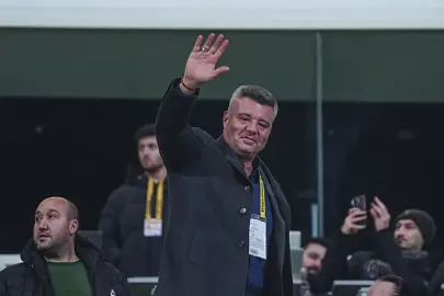 Sadettin Saran, Alanya'da kütüphane açılışında öğrencilerle buluştu