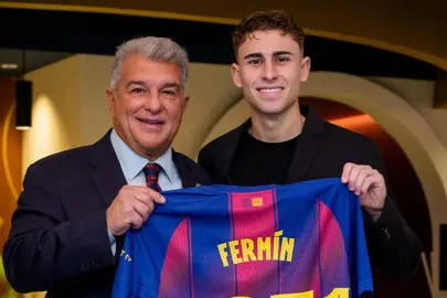 Barcelona, Fermin Lopez ile uzattı!