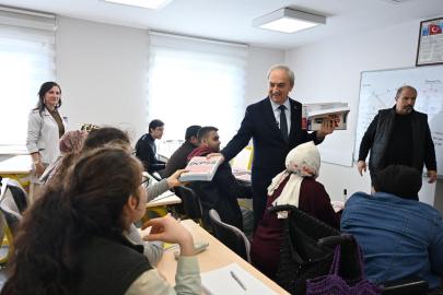 Başkan Kocagöz EKPSS kursunu ziyaret etti