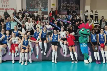 Bursa Nilüfer’in sultanları zorlu maçı kazandı