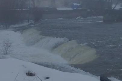 Elazığ’da sağanak yağış sonrası dereler coştu