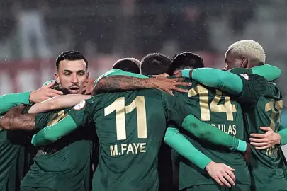 Esenler Erokspor, Ümraniyespor’a takılmadı!