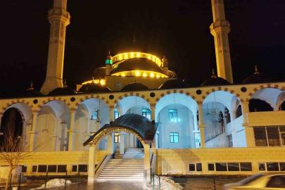 Hasköy’de ilk teravih namazı eda edildi