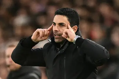 İngiltere Premier Lig'de Arsenal, liderliğini bırakmadı!