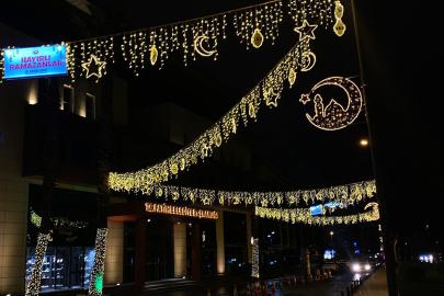 İstanbul'da tarihi mekânlar ve sembol yapılar "Ramazan" temasıyla süslenecek