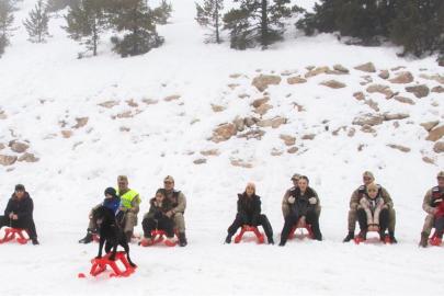 Jandarmadan şehit ve gazi çocuklarına anlamlı etkinlik