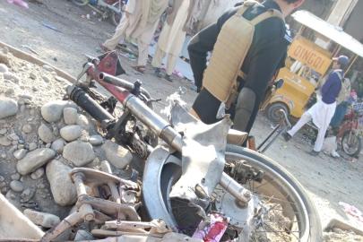 Pakistan'da patlama: 2 ölü 17 yaralı