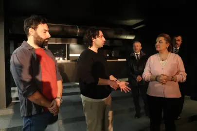 Sanatın kalbi İzmit’te büyüyor: Yeni sahne kapılarını açıyor