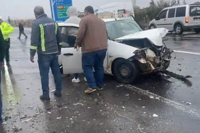 Şanlıurfa’da otomobiller çarpıştı: 2’si ağır 7 yaralı