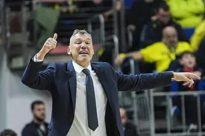 Sarunas Jasikevicius: "Fenerbahçe basketbolunu sahaya yansıtmamız gerekiyor"