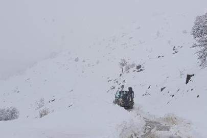 Şırnak’ta kar nedeniyle kapanan köy yolları ulaşıma açıldı