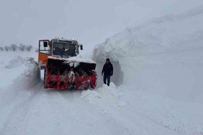 Tunceli’de yüzlerce köy yolu ulaşıma açıldı