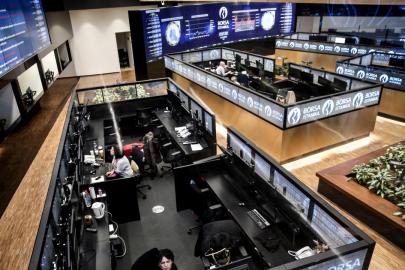 VİOP'ta endeks kontratı haftaya yükselişle başladı