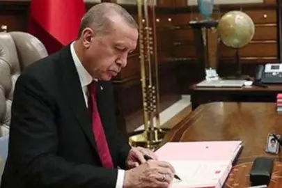 Yeni bakanların yardımcıları değişti... 5 ile yeni Vali atandı
