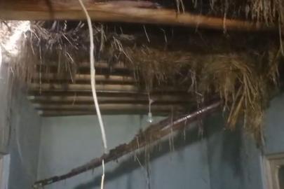 Yüksekova’da korkutan yangın: Bir aile evsiz kaldı