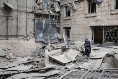 ABD ve siyonist rejim İran'da 105 sivil merkeze saldırdı