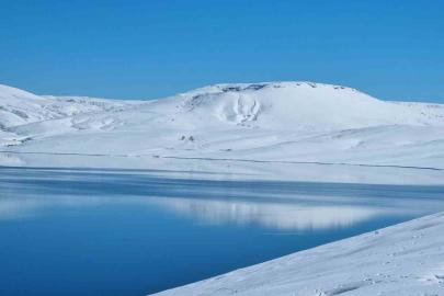 Ağrı’da dondurucu soğuklar etkisini sürdürüyor