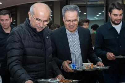 Başkan Er ile Rektör Akpolat sahur programında öğrencilerle bir araya geldi