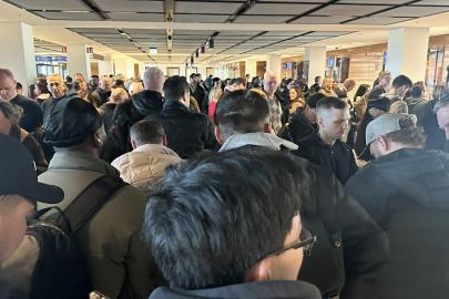 Berlin'de yine pasaport kuyruğu