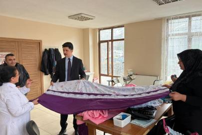 Digor Kaymakamı Ahmed Tayyib Kahraman’dan Halk Eğitimi Merkezi’ne ziyaret