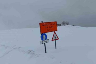 Hasköy-Mutki yolu kar ve tipi nedeniyle ulaşıma kapatıldı
