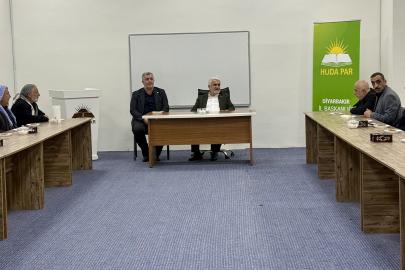 HÜDA PAR Genel Başkanı Yapıcıoğlu Diyarbakır’da partisinin bayramlaşma programına katıldı