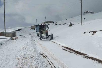 İl Özel İdaresi’nden yoğun kar mesaisi: Kapalı köy yolu kalmadı