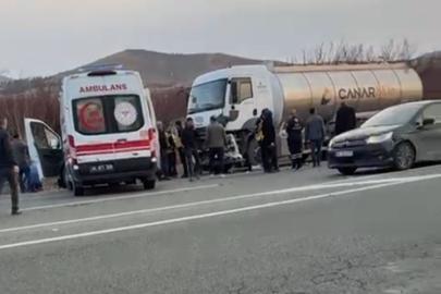 Malatya’da kontrolden çıkan kamyon hafif ticari araca çarptı: 1 ölü, 1 yaralı