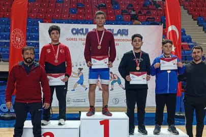 Serikli güreşçi şampiyon oldu