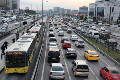 Trafikteki araç sayısı şubatta 117 bin 570 arttı
