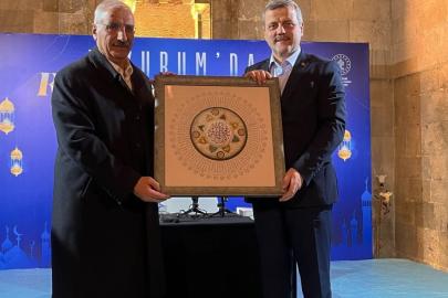 Türk İslam irfanının öncüsü Ahmet Yesevî’yi anlattı