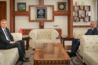 Vali Taşyapan’dan Yüksekova mesaisi