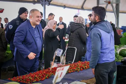 Ankara Keçiören’de Başkan Özarslan’dan pazaryeri ziyareti