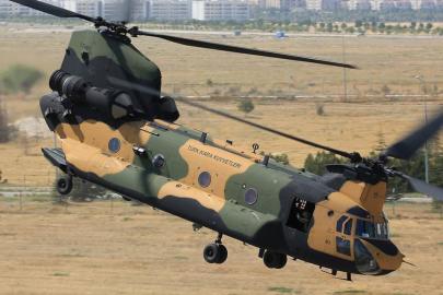 Ankara'da ağır nakliye helikopteri kaza kırıma uğradı