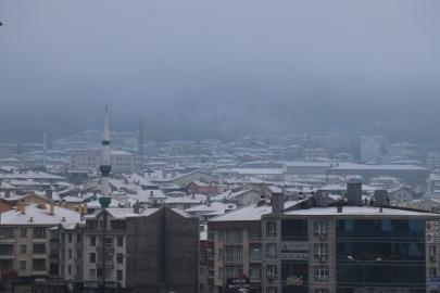 Ankara’da nisan ayında sürpriz kar yağışı