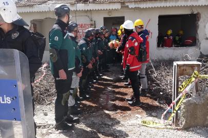 Burdur'da deprem tatbikatı