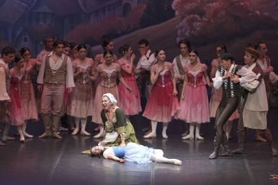 'Giselle' sezona veda ediyor