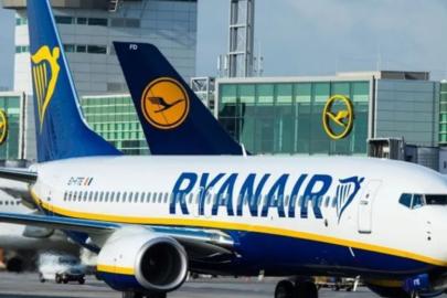 İngiltere'de jet yakıtı krizi: Uçuş iptalleri gündeme gelebilir