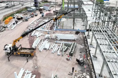 Kocaeli'de yapılar yükseliyor, merkez şeklini alıyor