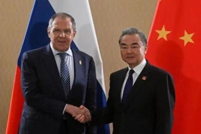 Lavrov ve Wang Orta Doğu’yu görüştü