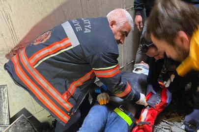 Malatya’da asansör boşluğuna düşen işçi yaralandı