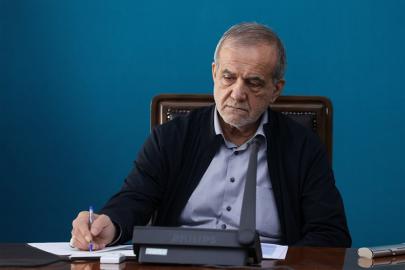 Pezeşkiyan'dan ABD halkına açık mektup: Kendimizi savunuyoruz, size düşmanlığımız yok