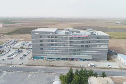 Şanlıurfa’da tekeri patlayan araç devrildi: 8 yaralı