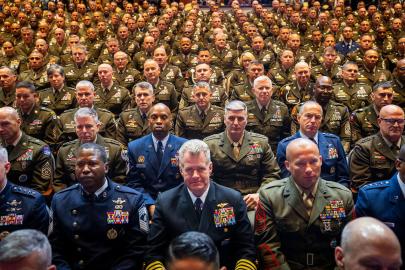 Trump ile generaller arasında büyüyen çatışma: Orduya güven sorunu mu var?