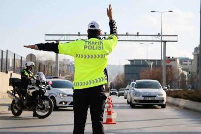 İstanbul'da 3 ilçede bazı yollar trafiğe kapatılacak