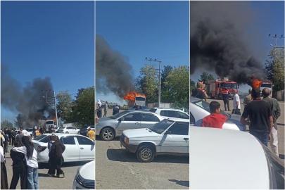 Şanlıurfa'da yolcu otobüsü alevlere teslim oldu