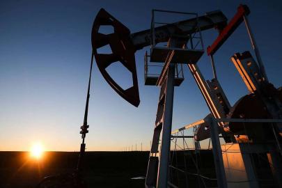 Orta Doğu’da ateşkes umudu petrol fiyatlarını düşürdü
