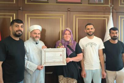 Almanyalı Lisa Gaziantep'te Müslüman oldu